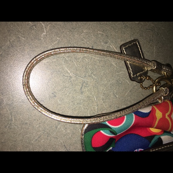 Coach wristlet - Picture 3 of 4